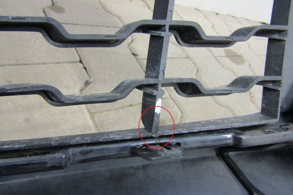 Prednji branik BMW X1 F48 M paket 15-18