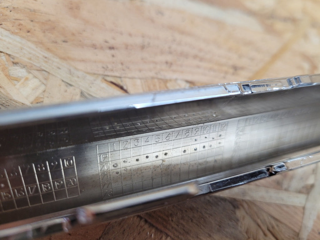 Maska (grill) Ramka hrom a atrapy prednja Skoda Enyaq 5LA 20-