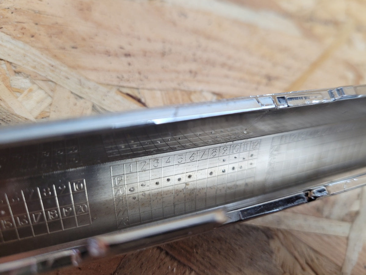 Maska (grill) Ramka hrom a atrapy prednja Skoda Enyaq 5LA 20-