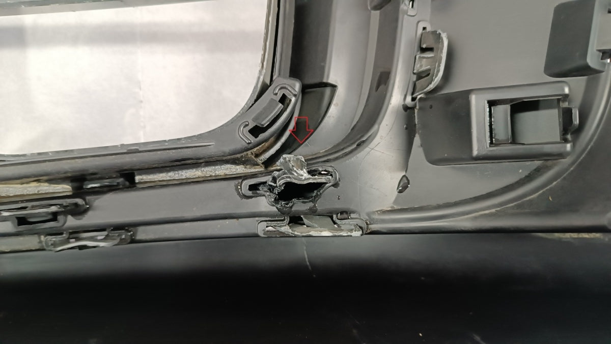 Prednji branik Mini Cooper F55 F56 JCW lift LCI 20-
