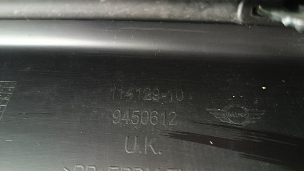 Prednji branik Mini Cooper F55 F56 JCW lift LCI 20-