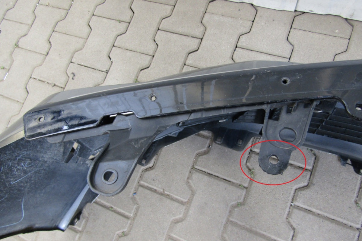 Prednji branik Toyota Corolla E21 XII Sedan 18-