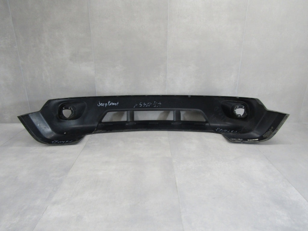 Prednji branik Jeep Patriot 11-