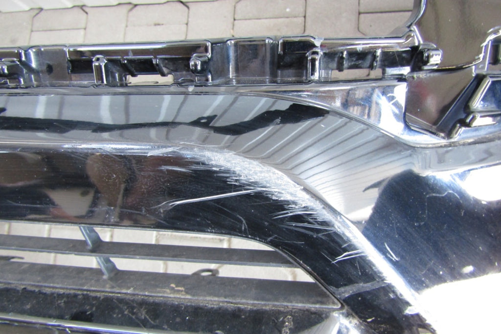 Prednji branik Toyota Hilux 9 IX 20-