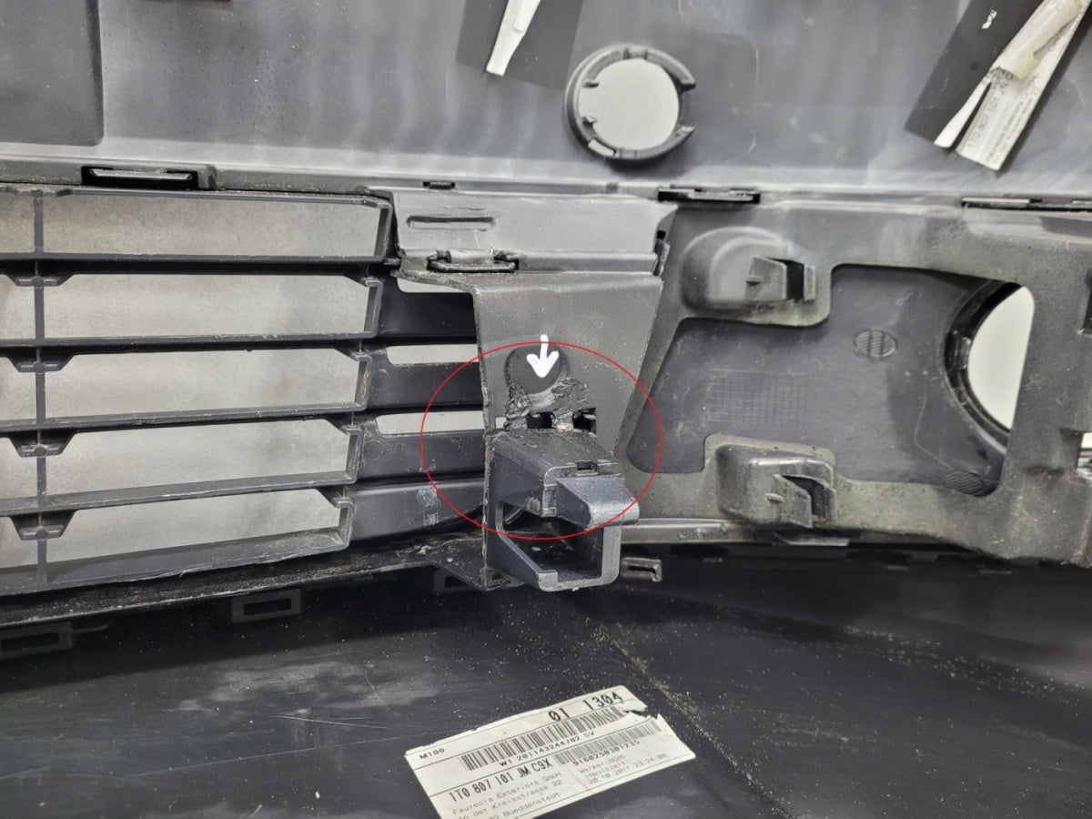 Prednji branik Volkswagen Vw Touran 1T0 Cross Lift 10-15