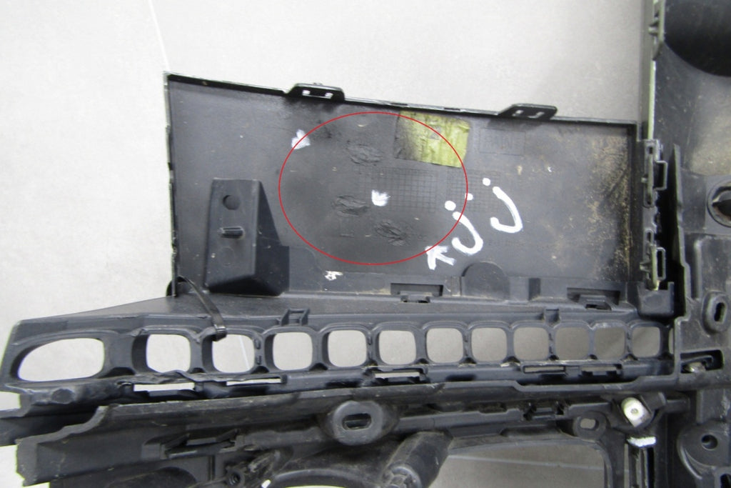 Prednji branik Land Rover Defender 2 II L663 20-