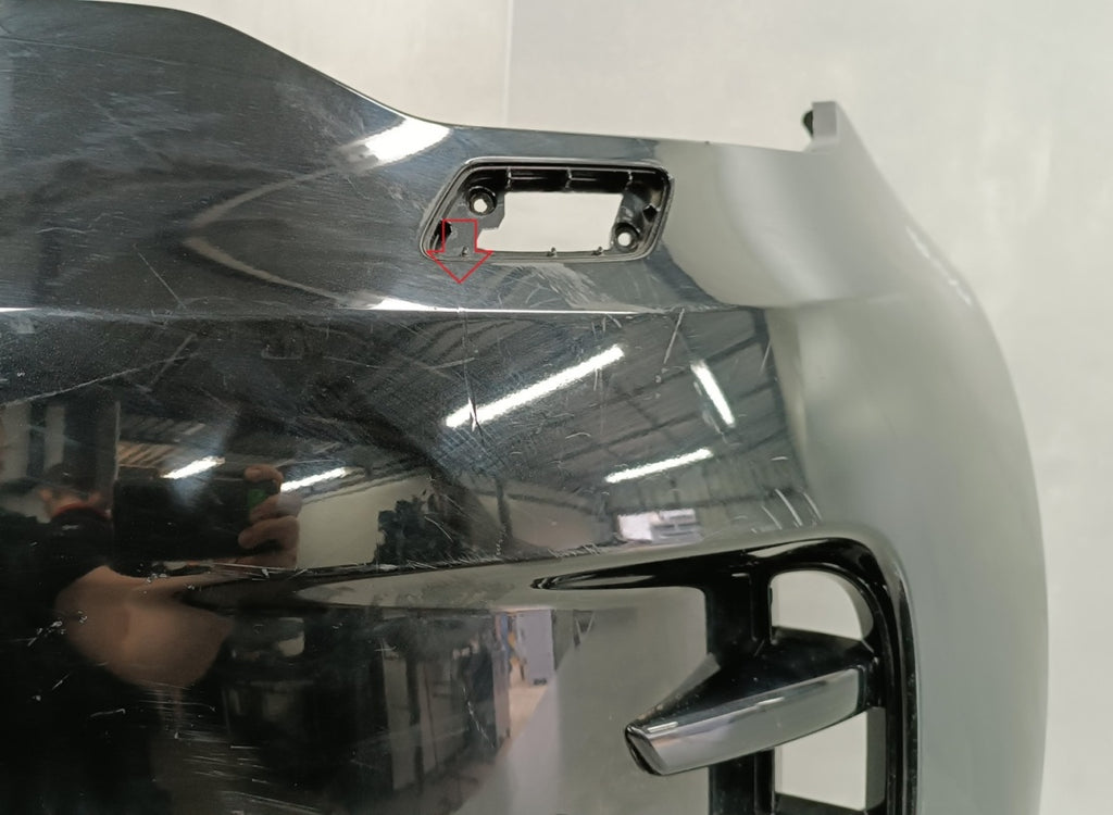 Prednji branik Land Rover Discovery R Dynamic Lift 21- (LEDY)
