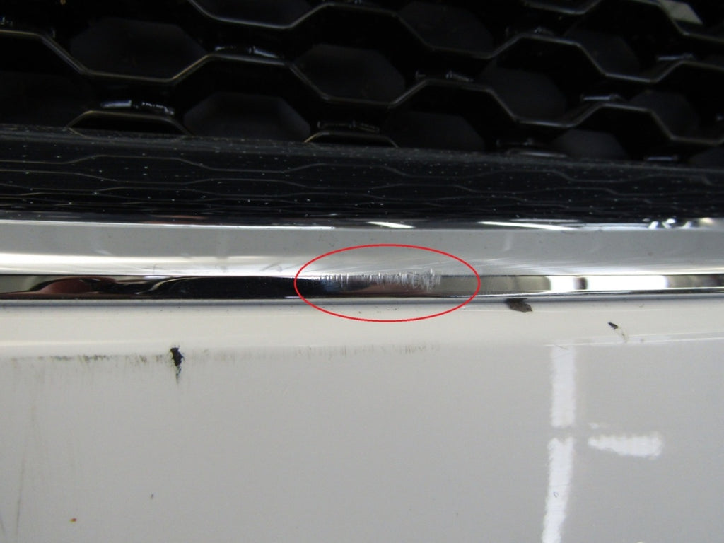 Prednji branik Jaguar XE 15-