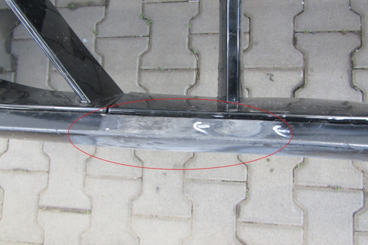 Prednji branik BMW 7 G70 M paket 22-