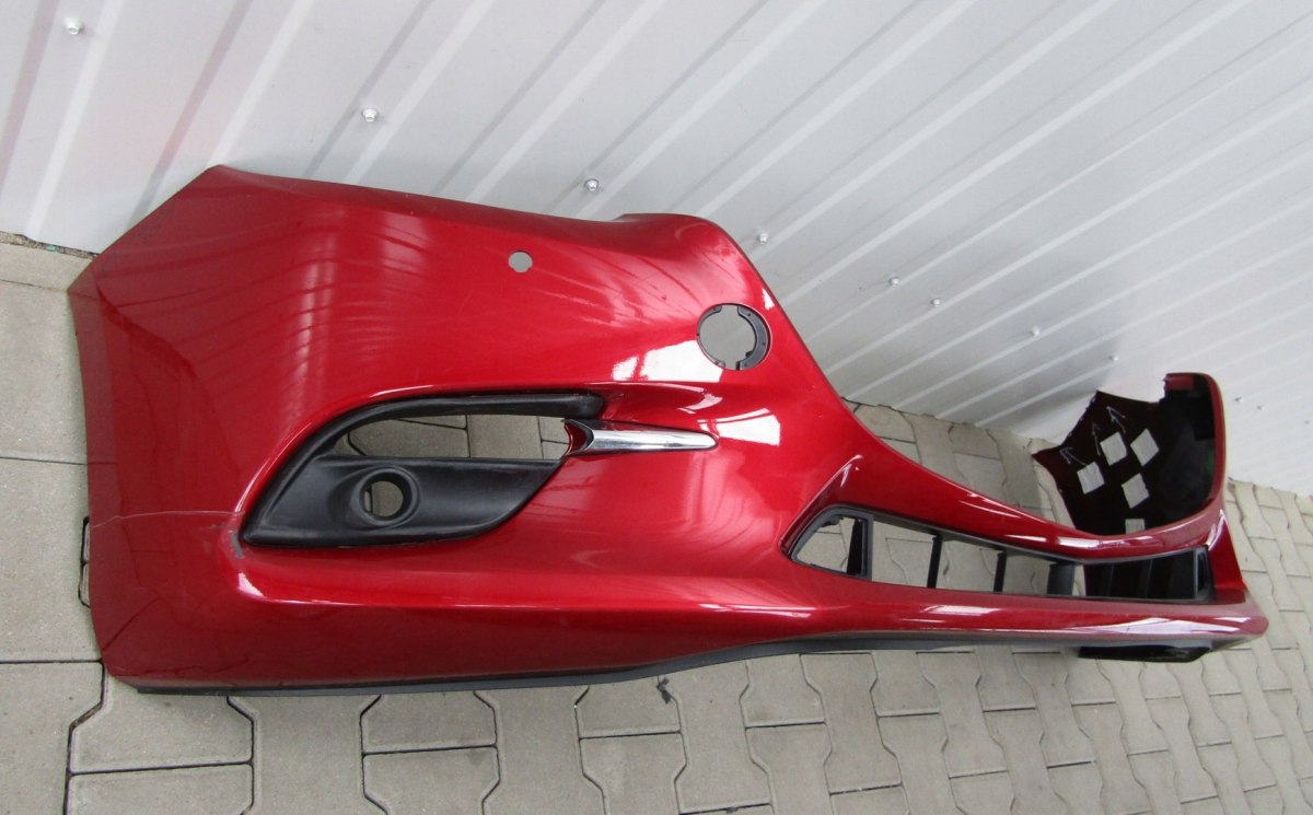 Prednji branik MAZDA 3 LIFT 17-