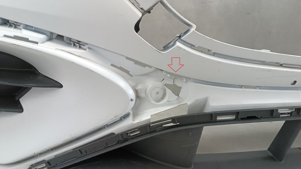 Prednji branik Mercedes W214 214 53 AMG 23-