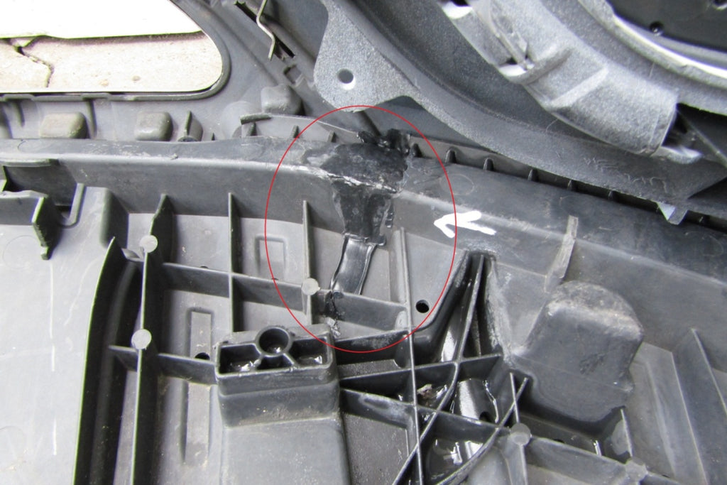 Prednji branik Audi Q3 OFFROAD 11-13