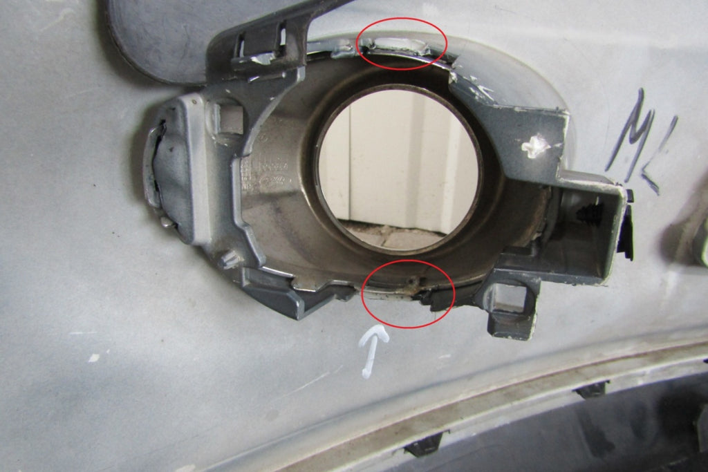 Prednji branik Ford Focus MK3 III 10-14 (Podłoga)