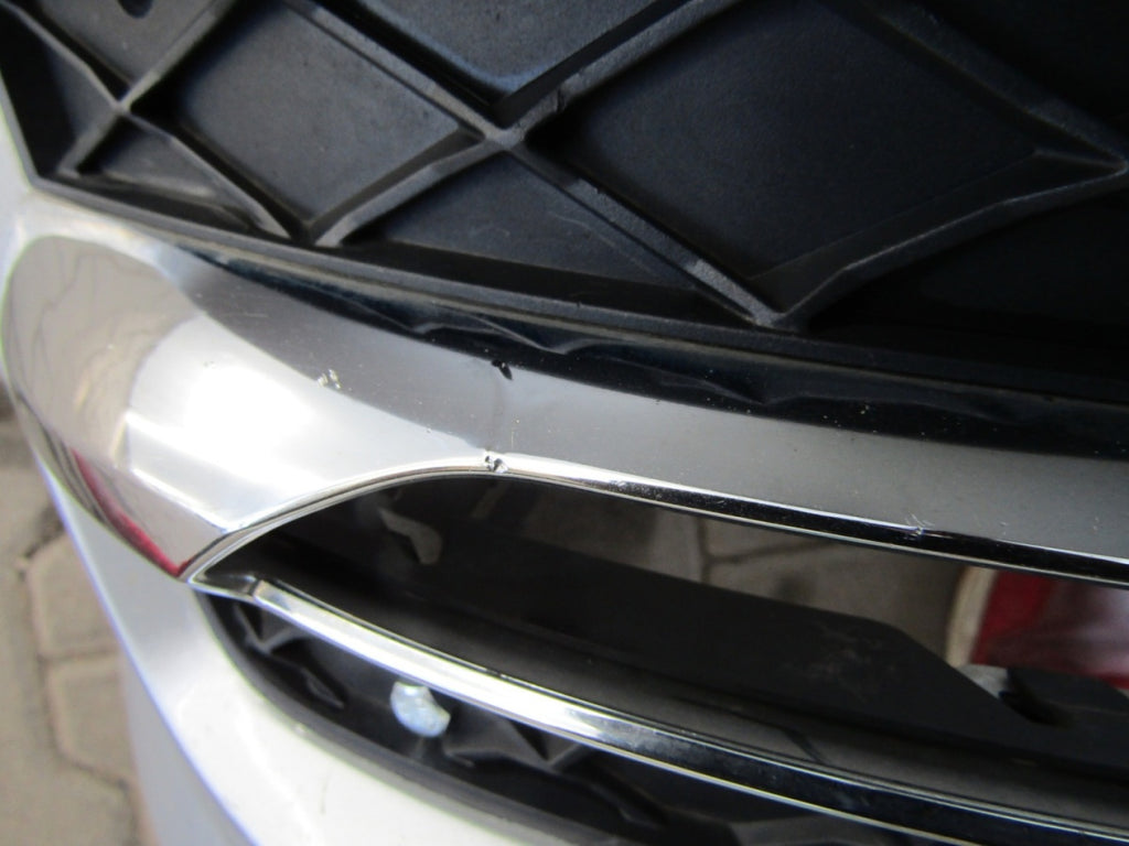 Prednji branik Mercedes C klasa 204 AMG lift 11-14