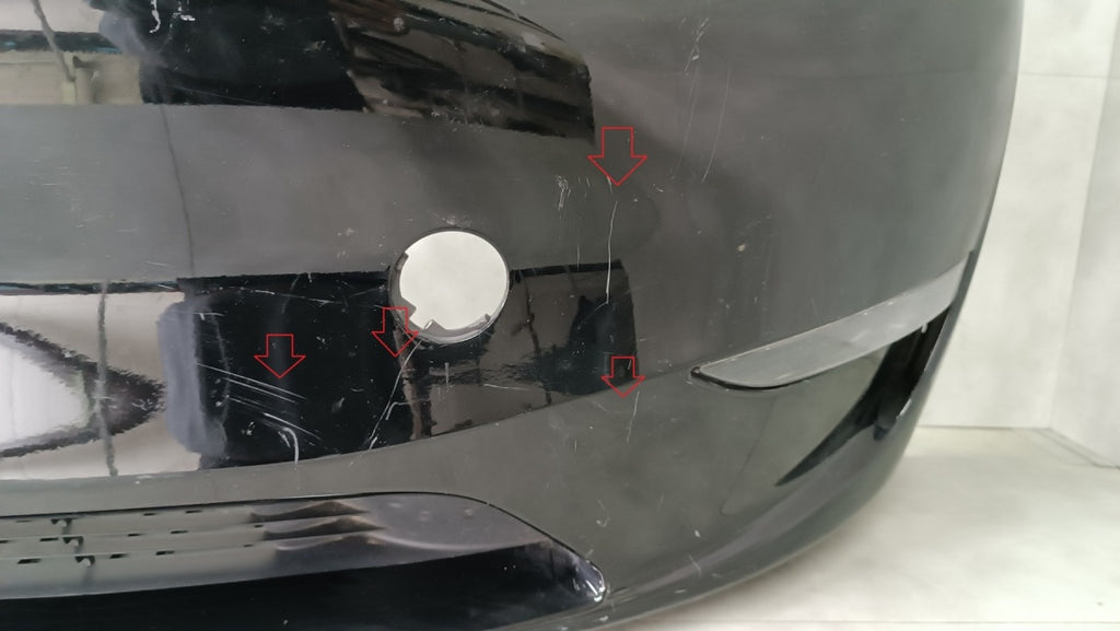 Prednji branik Tesla MODEL Y 20- / + osłona + 2 LEDy