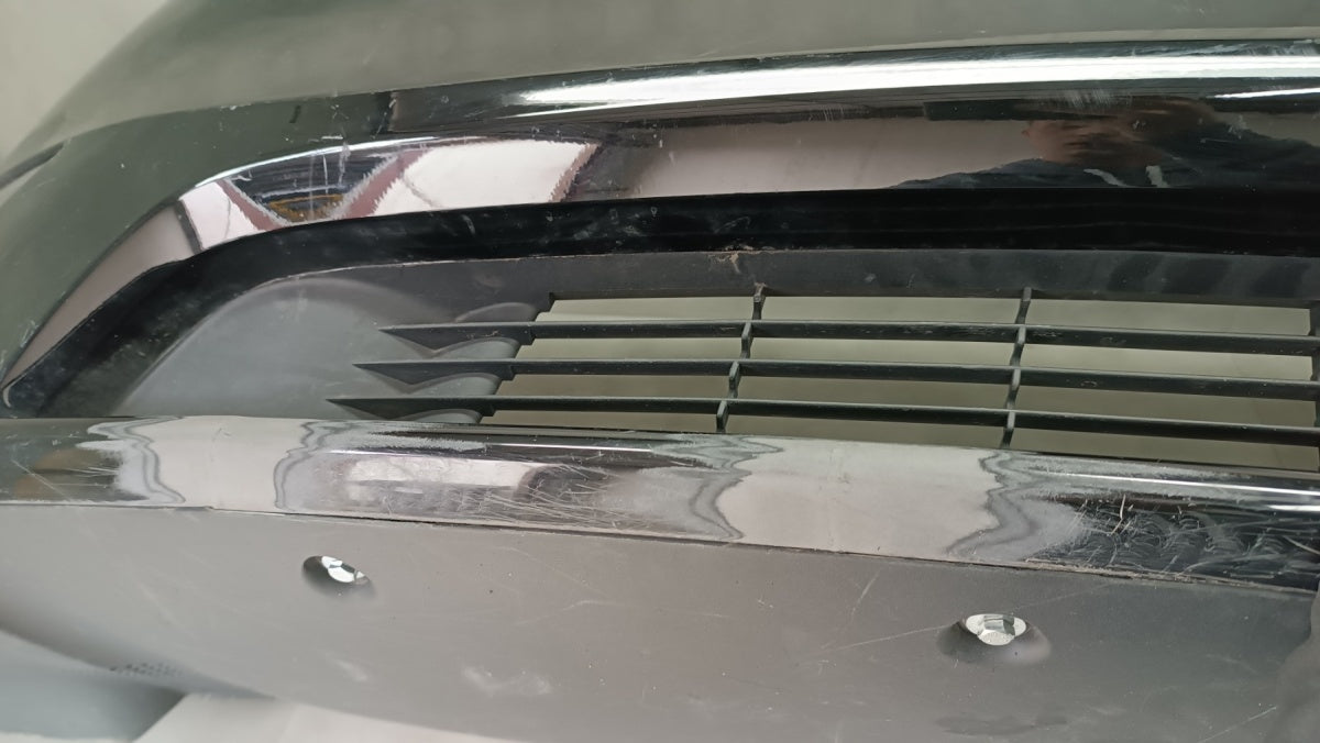 Prednji branik Tesla MODEL Y 20- / + osłona + 2 LEDy