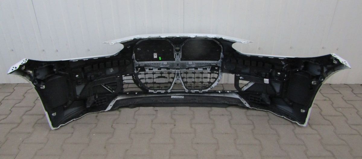 Prednji branik BMW i4 G26 eDrive E 21- 6 PDC