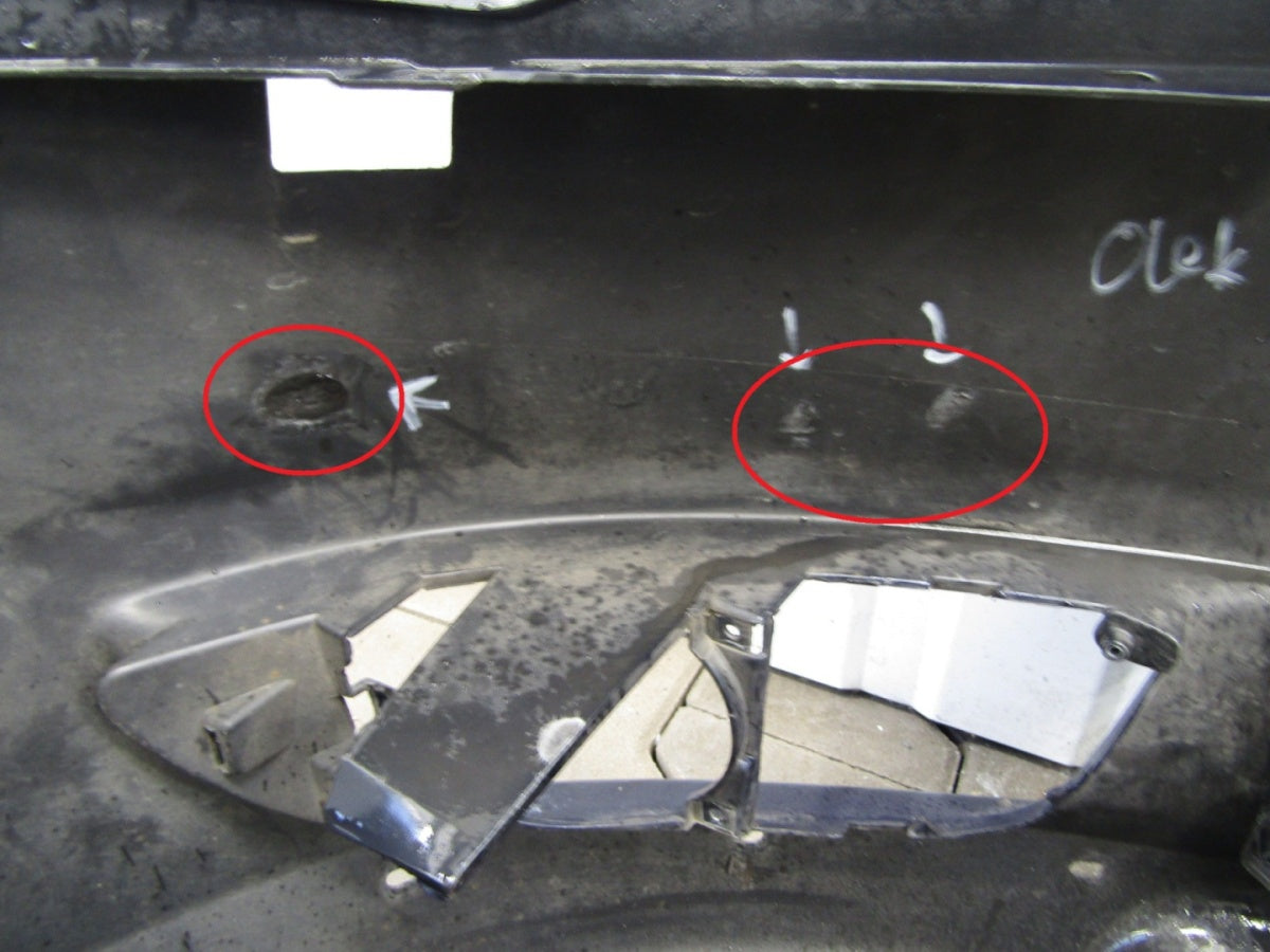 Prednji branik Mitsubishi Lancer VIII X Sedan 08-