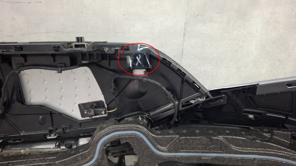 Prednji branik Mercedes EQS 297 V297 21-24 / + PDC + wiązka