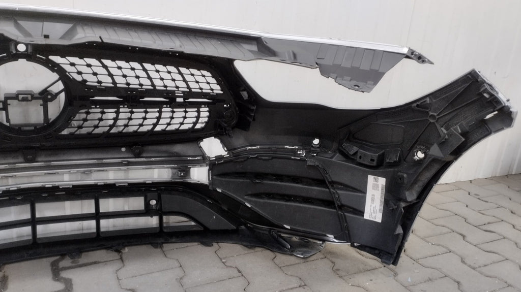 Prednji branik Mercedes GLA 247 AMG 20-