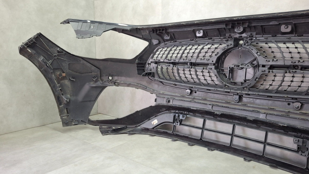 Prednji branik Mercedes GLA H247 247 AMG 20-23