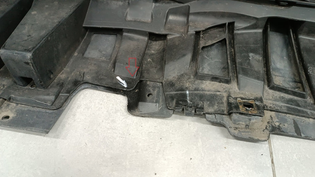 Prednji branik Mercedes A klasa W169 Lift AVANTGARDE 08-12 /halogeny