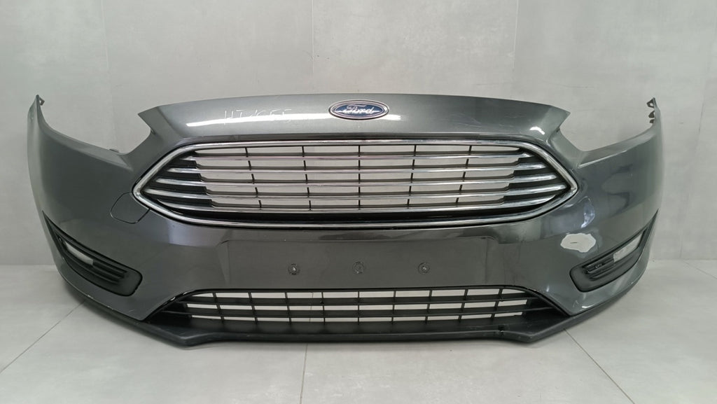 Prednji branik Ford Focus Mk3 III Lift 14-18 / + halogeny