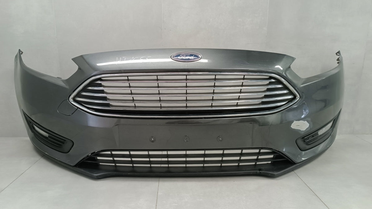 Prednji branik Ford Focus Mk3 III Lift 14-18 / + halogeny