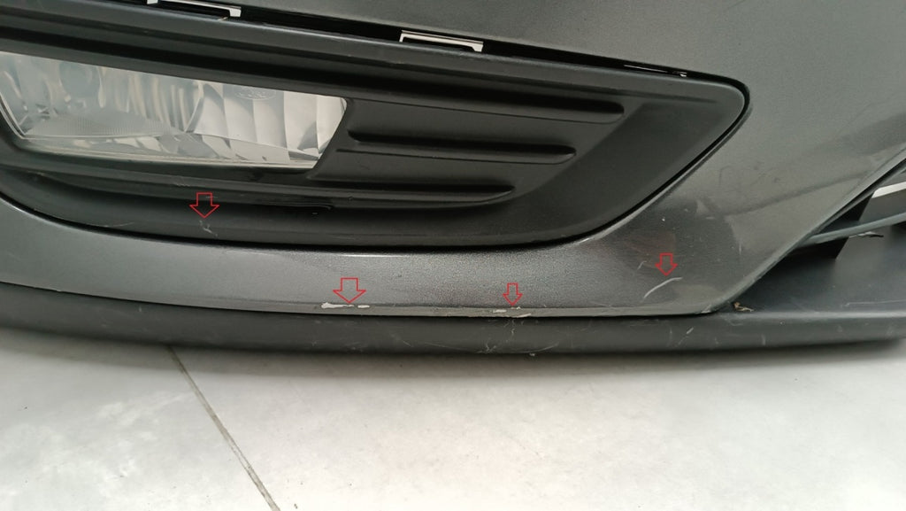Prednji branik Ford Focus Mk3 III Lift 14-18 / + halogeny