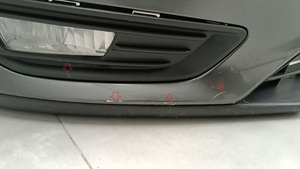 Prednji branik Ford Focus Mk3 III Lift 14-18 / + halogeny
