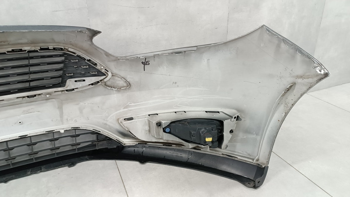 Prednji branik Ford Focus Mk3 III Lift 14-18 / + halogeny