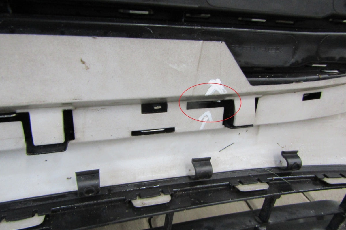 Prednji branik Ford Focus MK4 IV 18-
