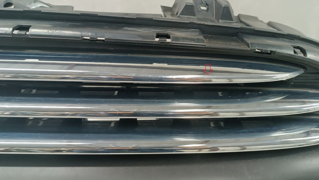 Prednji branik Mini Cooper F55 F56 14-18 / + LEDy
