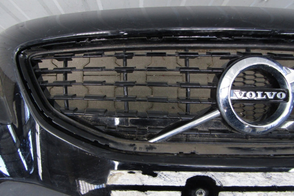 Prednji branik Volvo V40 R Design Lift 16-19