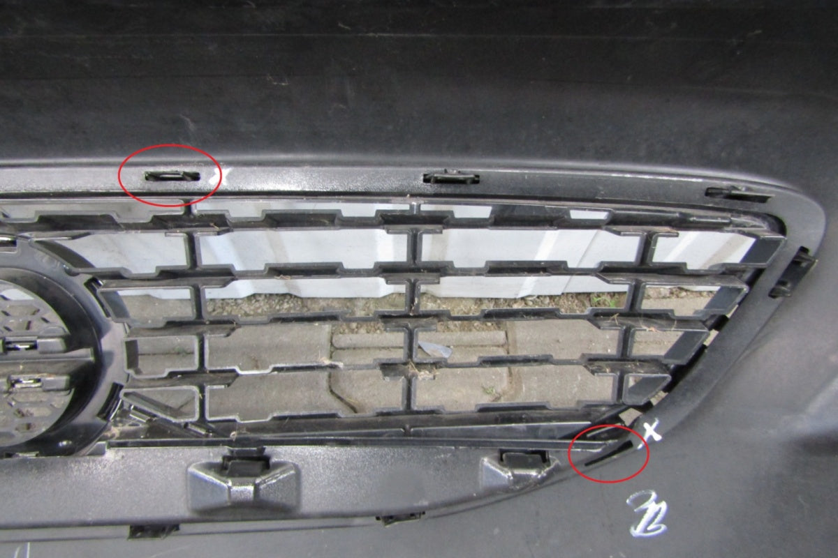 Prednji branik Volvo V40 R Design Lift 16-19