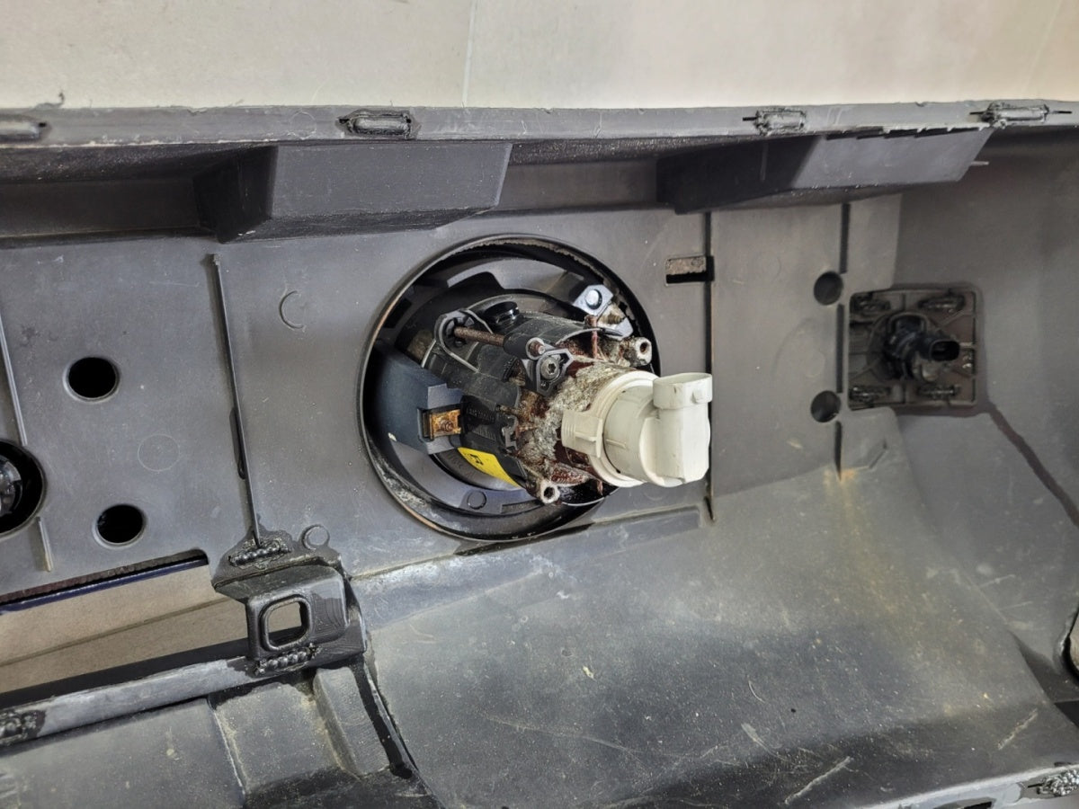 Prednji branik Land Rover Range Rover III 3 L322 01-09