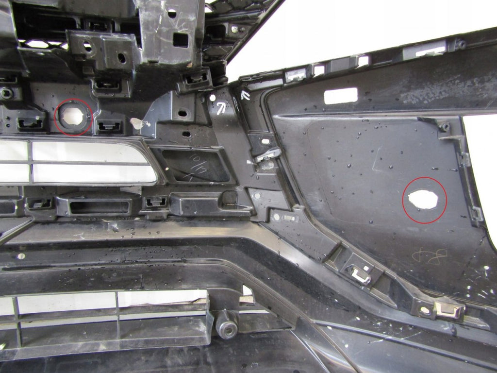 Prednji branik Mitsubishi Eclipse Cross 17-