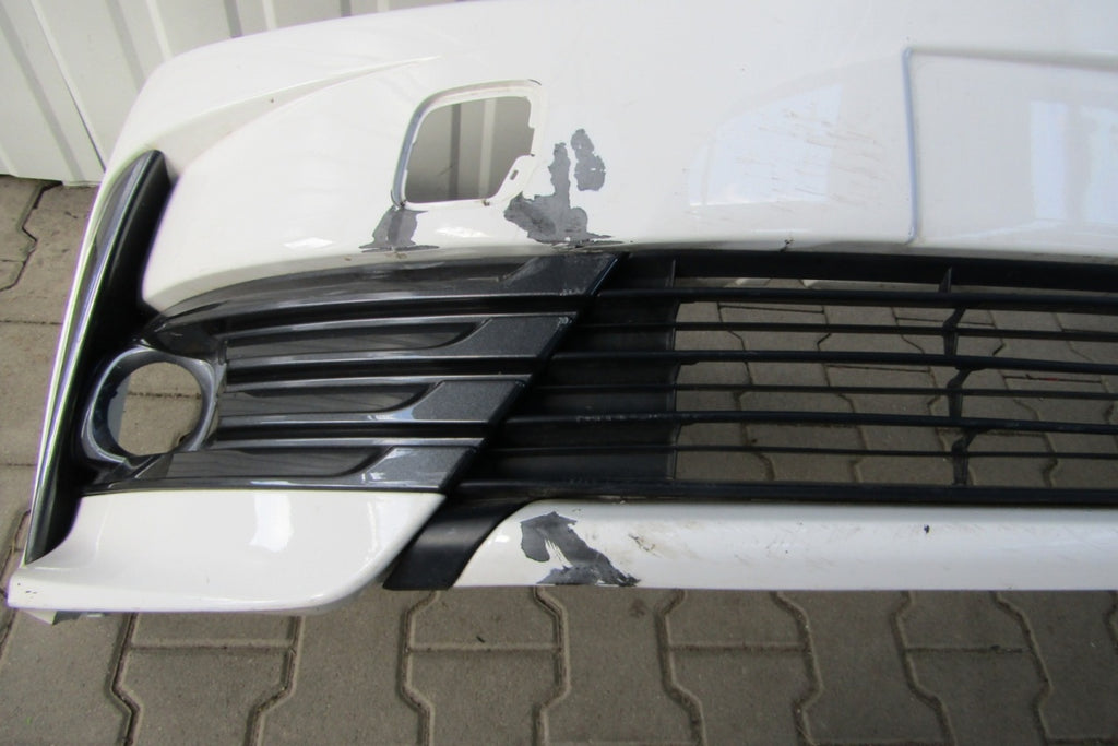 Prednji branik Toyota Corolla XI E16 Lift 16-18 + GRILL