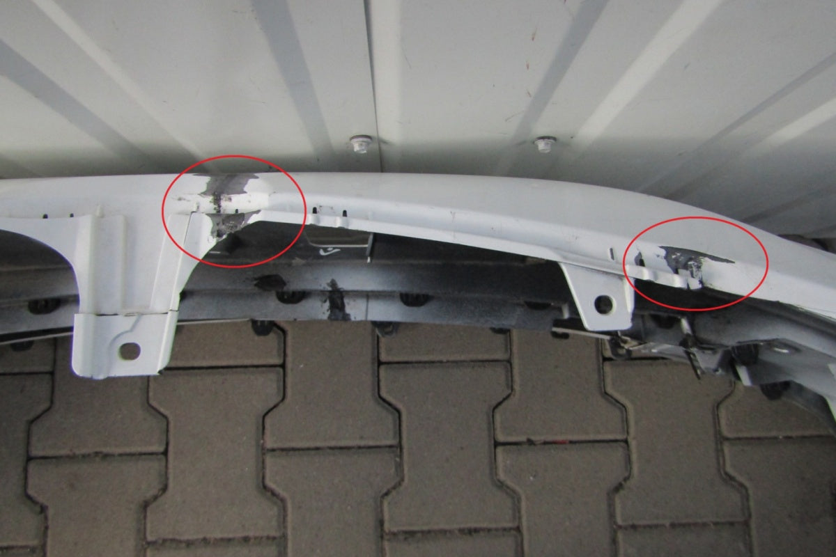 Prednji branik Toyota Corolla XI E16 Lift 16-18 + GRILL