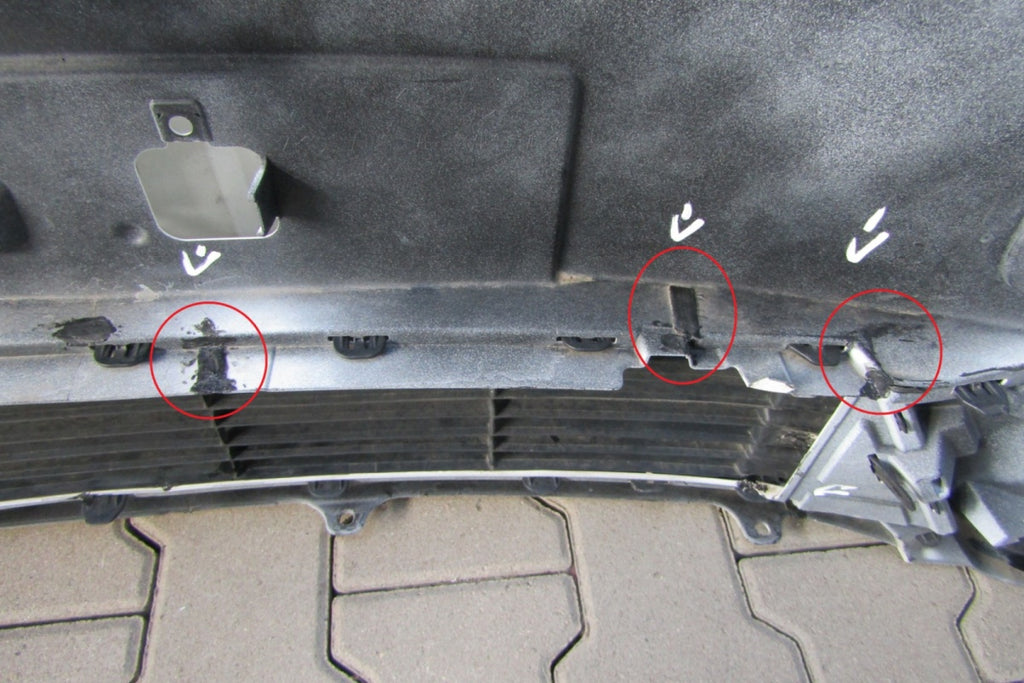 Prednji branik Toyota Corolla XI E16 Lift 16-18 + GRILL
