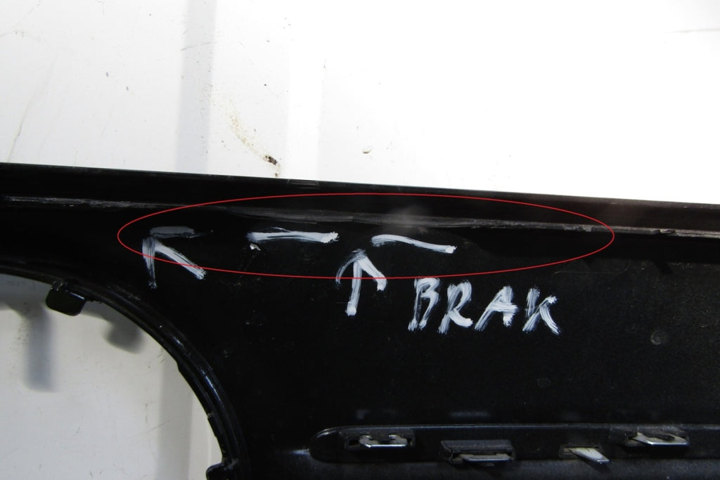Prednji branik MERCEDES EQA W243 AMG