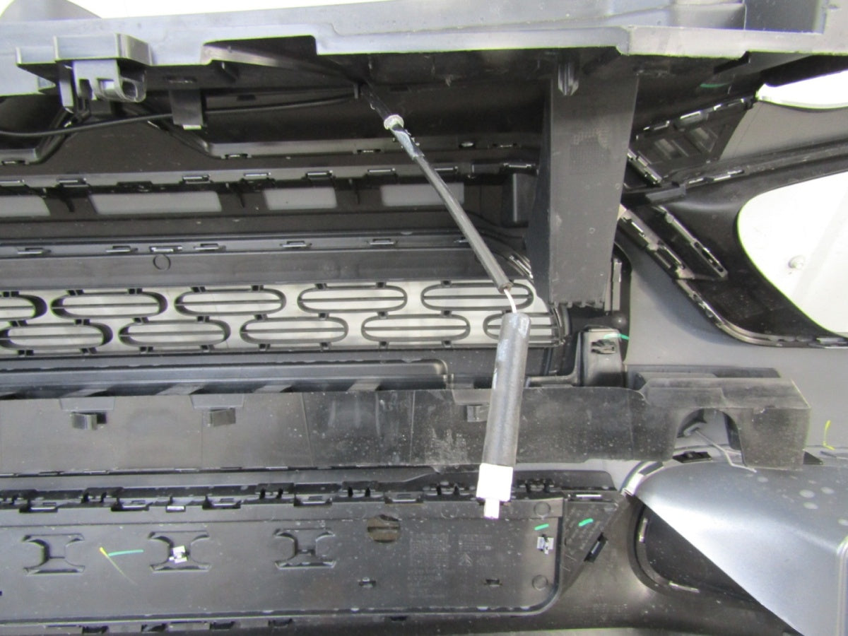 Prednji branik Citroen C3 III Lift 20-