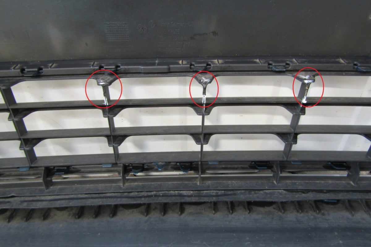 Prednji branik VW Touran 2 II 5TA 15-