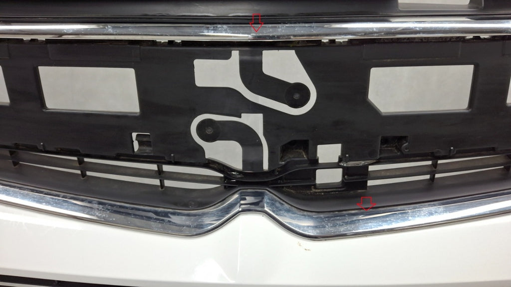 Prednji branik Opel Grandland lift 21-