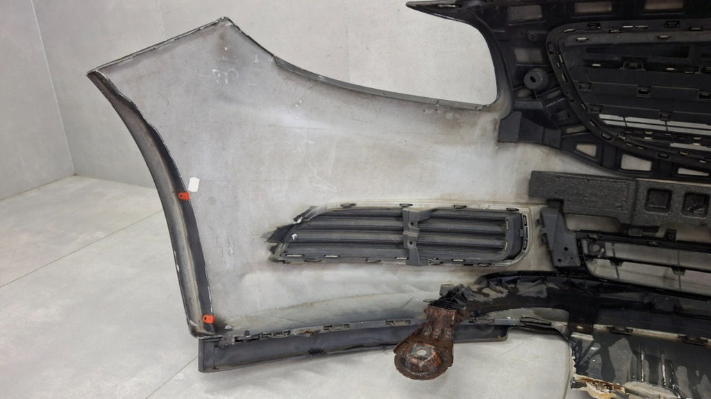 Prednji branik Opel Insignia A I 08-13 / komplet + wzmocnienie