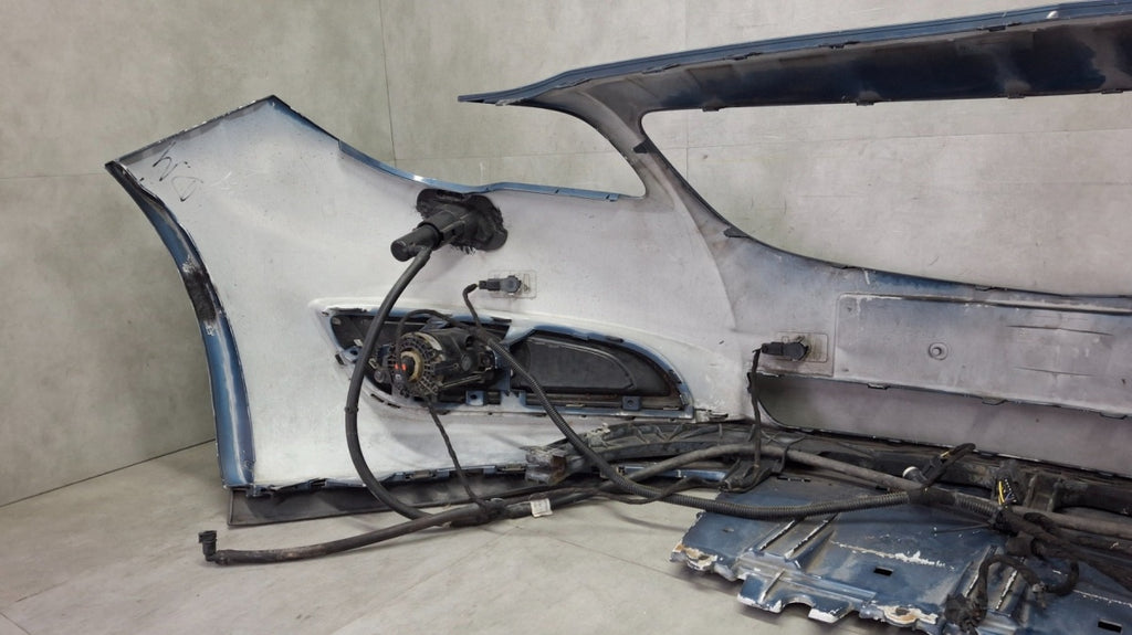 Prednji branik Opel Insignia A Lift 13-17 / + maglenke + PDC
