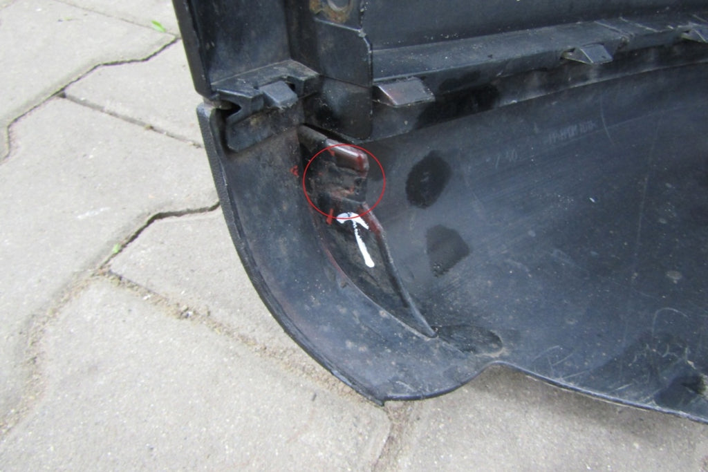 Prednji branik VW Golf 5 V 1K0 GTI 04-09