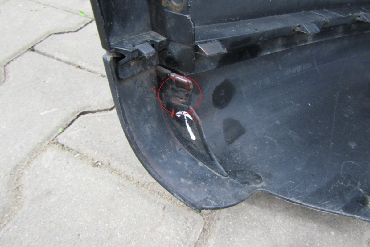 Prednji branik VW Golf 5 V 1K0 GTI 04-09