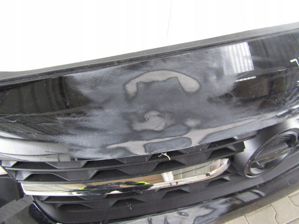 Prednji branik Opel Vivaro C 3 III 19-