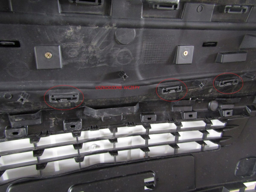 Prednji branik Opel Vivaro C 3 III 19-